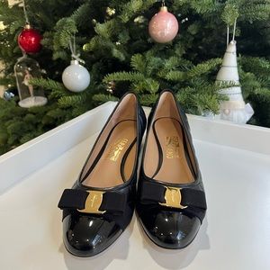 Ferragamo vara quilted pumps